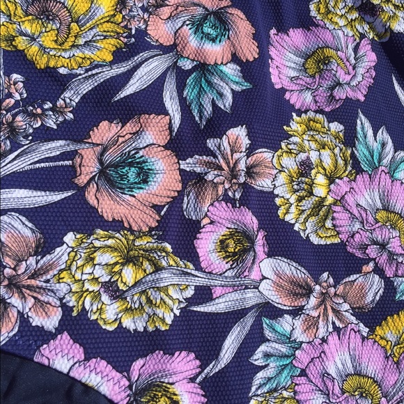 NWT Jessica Simpson One Piece Floral Swimsuit - Picture 5 of 6